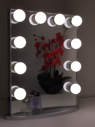 Hollywood makeup mirror