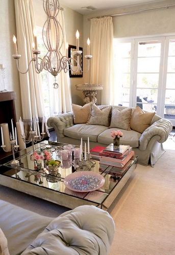 620074 Modern mirrored coffee table