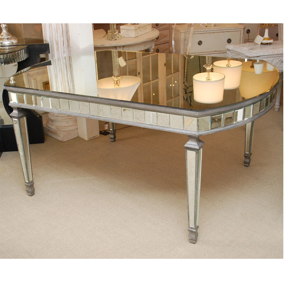 631005 Antique golden mirrored dinning table