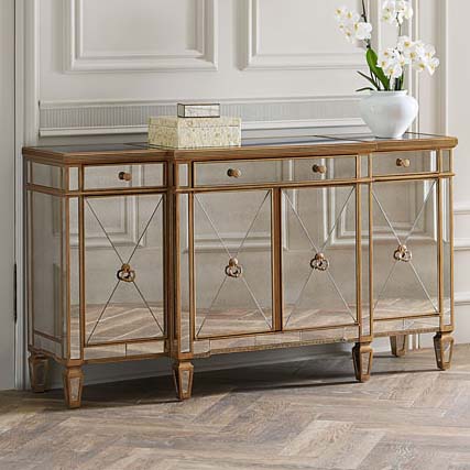 660024 Modern mirrored sideboard